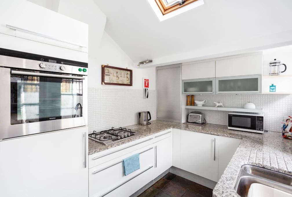 Old Anchor Cottage, Broadstairs. Екстер'єр фото